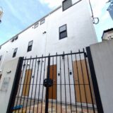 <売アパート>MIJAS（ミハス）祐天寺　23,000万円　総戸数8戸　東急東横線『祐天寺』駅16分　東急目黒線『武蔵小山』駅22分　鉄骨造陸屋根３階建　２０１９年３月築　